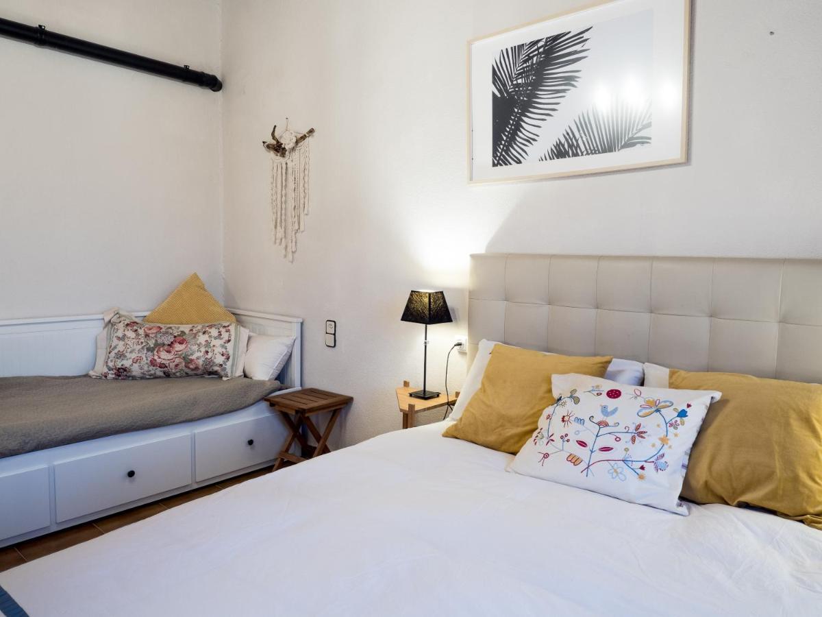 Acogedor Apartamento Entre Montanas Sant Corneli Esterno foto
